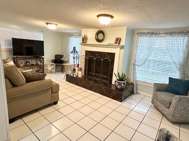 LAKE ORIENTA HILLS UNIT 1 - Residential