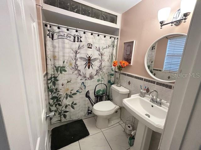 LAKE ORIENTA HILLS UNIT 1 - Residential