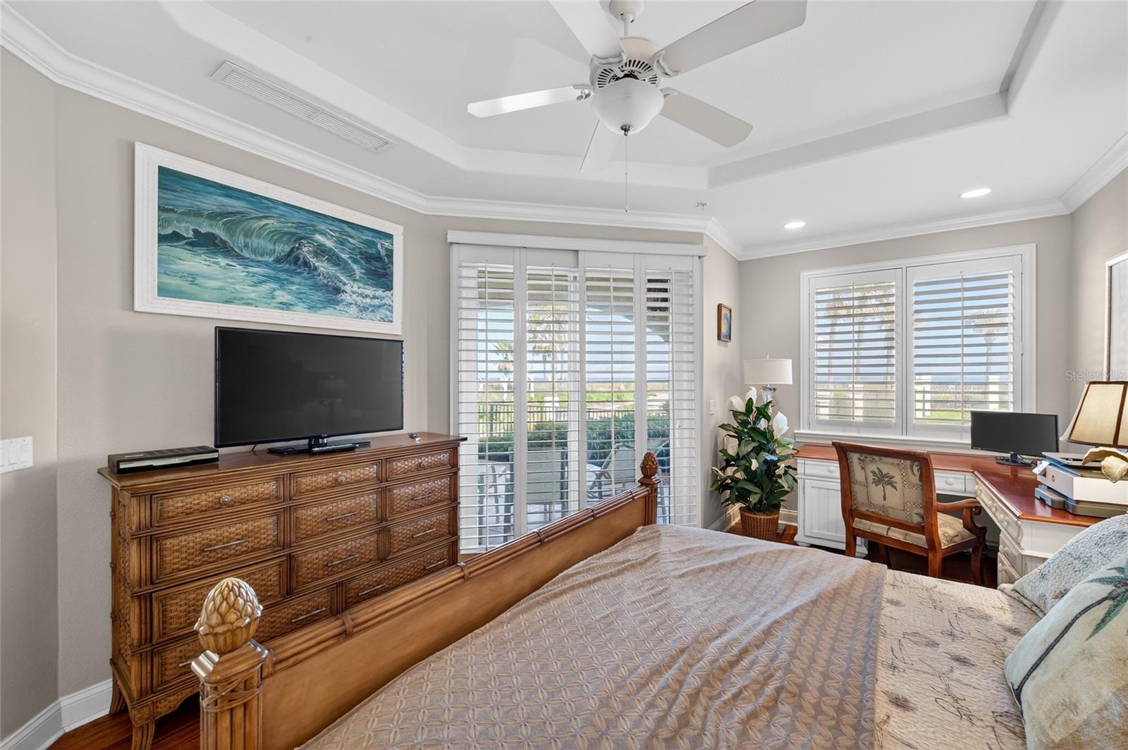 OCEANSIDE/BEVERLY BEACH CONDO - Residential
