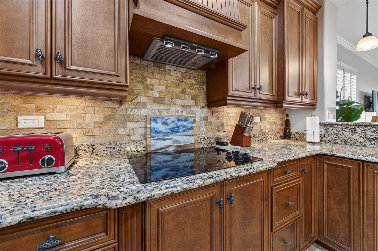 OCEANSIDE/BEVERLY BEACH CONDO - Residential