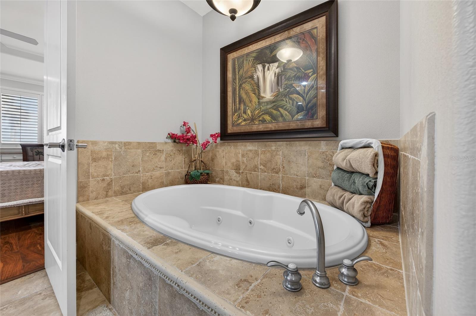 OCEANSIDE/BEVERLY BEACH CONDO - Residential