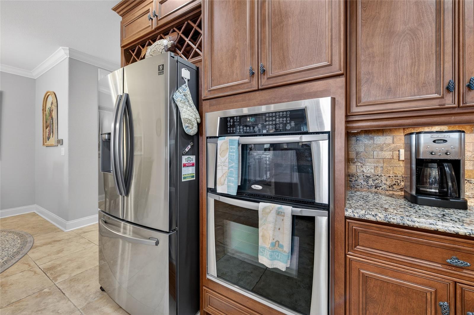 OCEANSIDE/BEVERLY BEACH CONDO - Residential