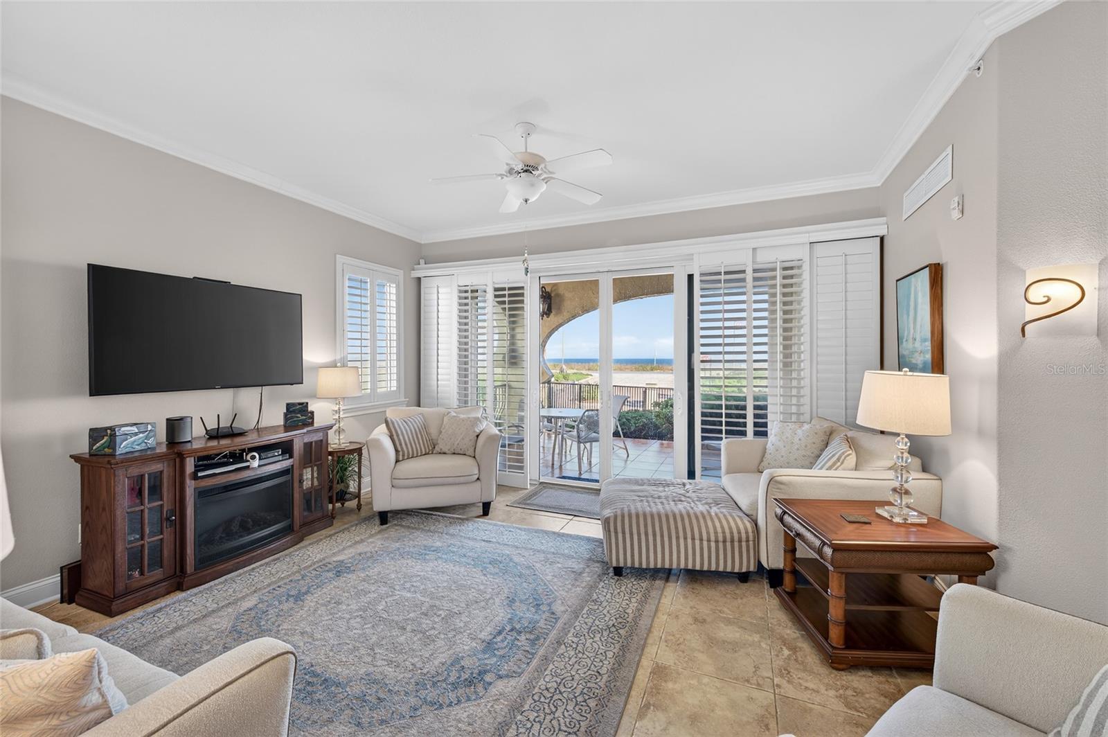 OCEANSIDE/BEVERLY BEACH CONDO - Residential