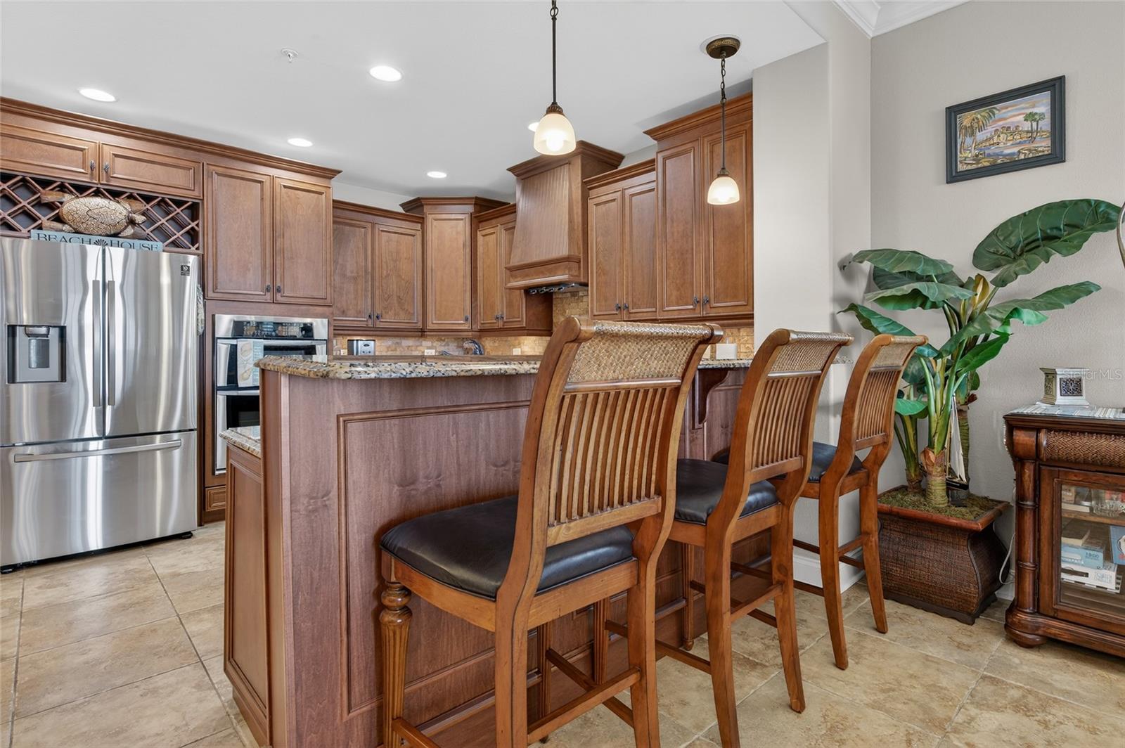 OCEANSIDE/BEVERLY BEACH CONDO - Residential