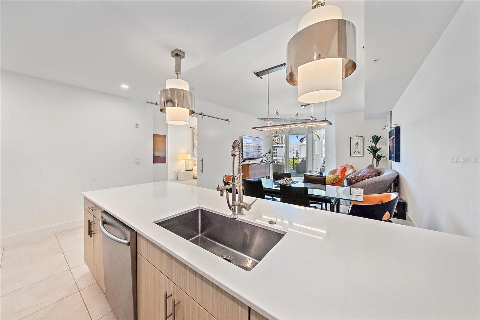 332 COCOANUT CONDOMINIUM - Residential
