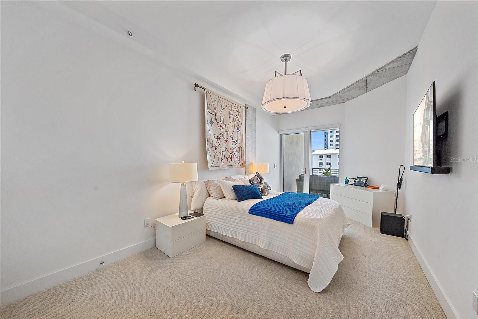 332 COCOANUT CONDOMINIUM - Residential
