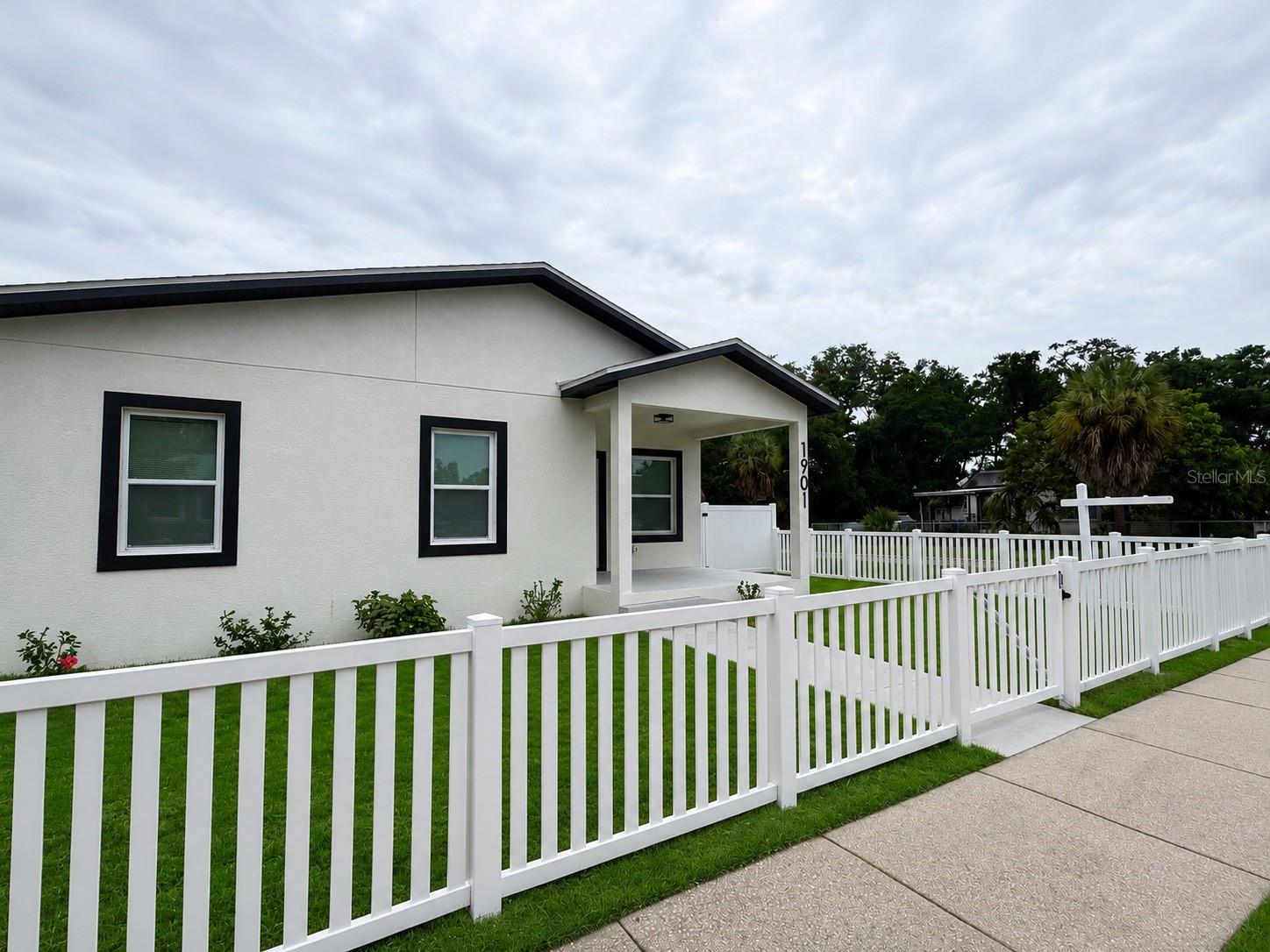 TANGERINE TERRACE 2 - Residential Lease