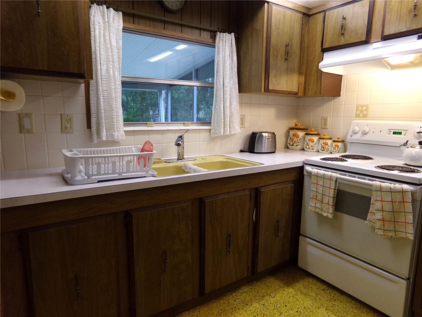 CROOM-A-COOCHEE ESTATES - Residential