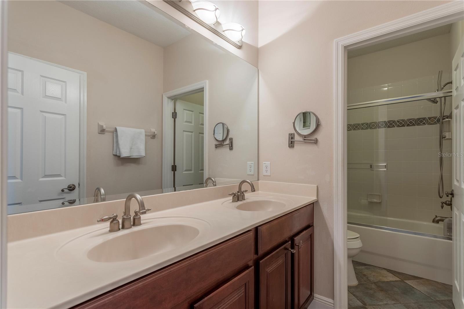 BALDWIN PARK - Residential Lease