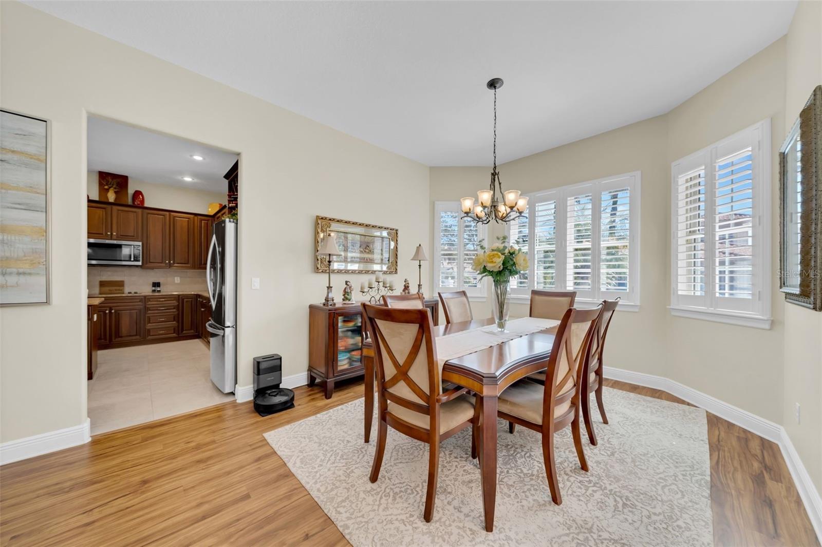 THURSTON GROVES - Residential
