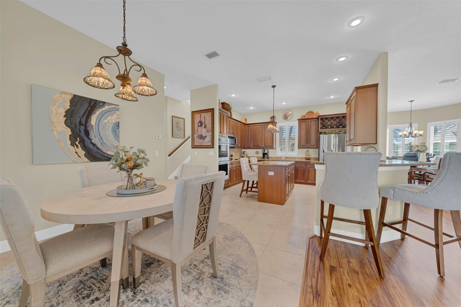 THURSTON GROVES - Residential