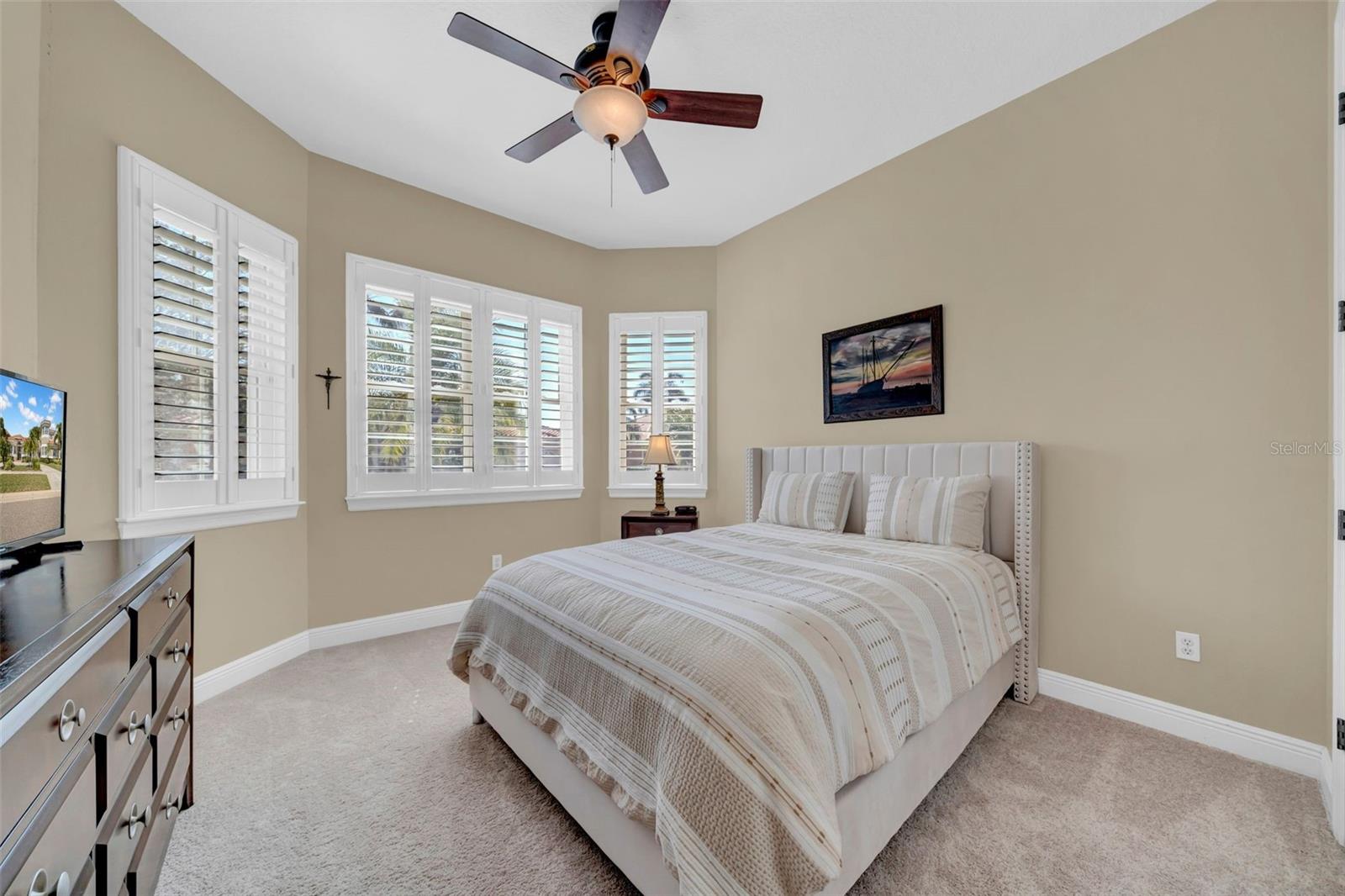 THURSTON GROVES - Residential