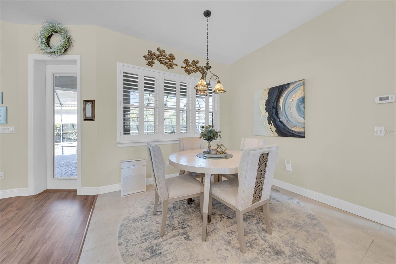 THURSTON GROVES - Residential