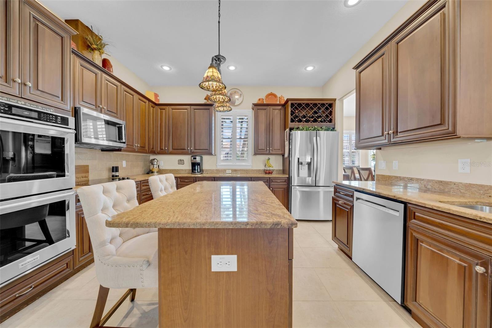 THURSTON GROVES - Residential