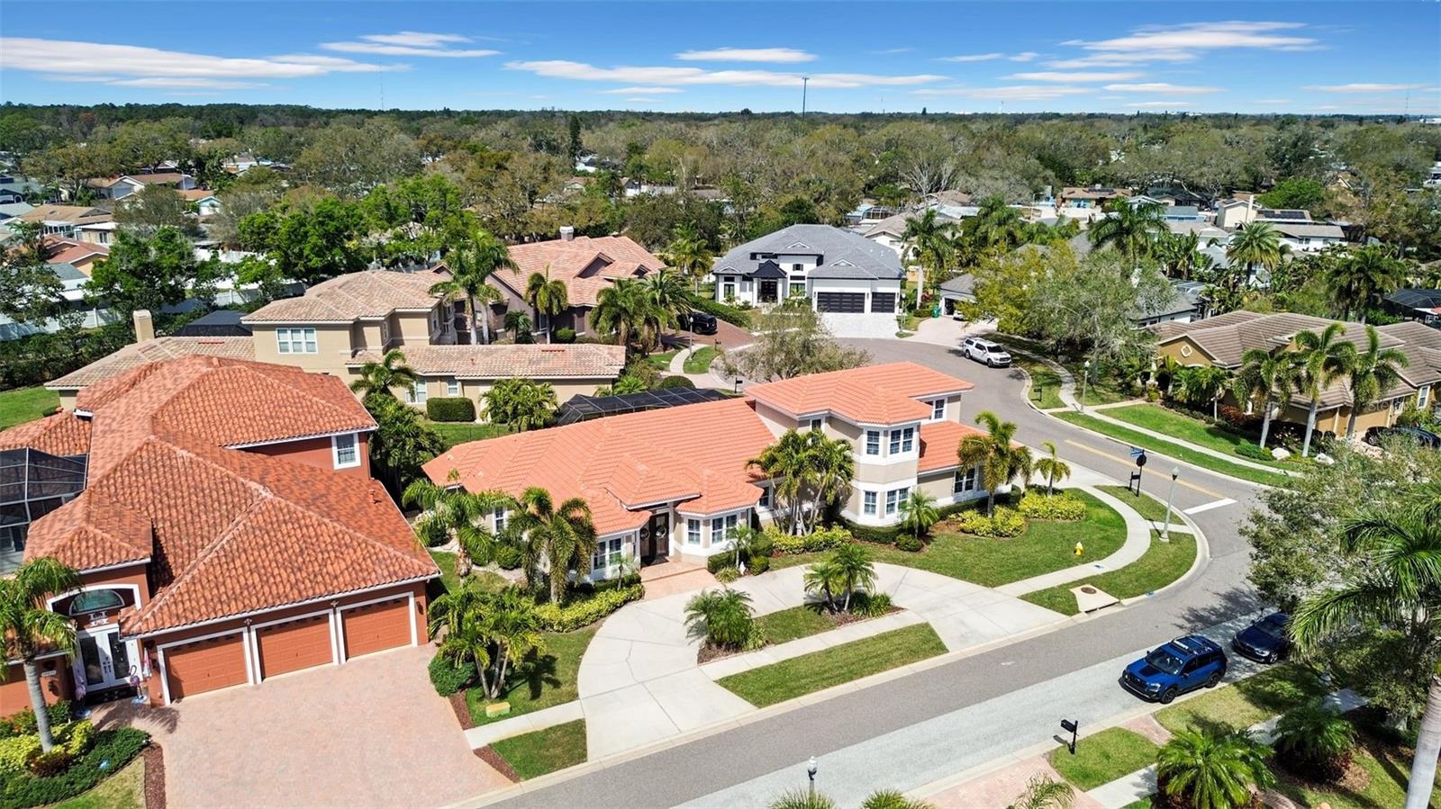 THURSTON GROVES - Residential