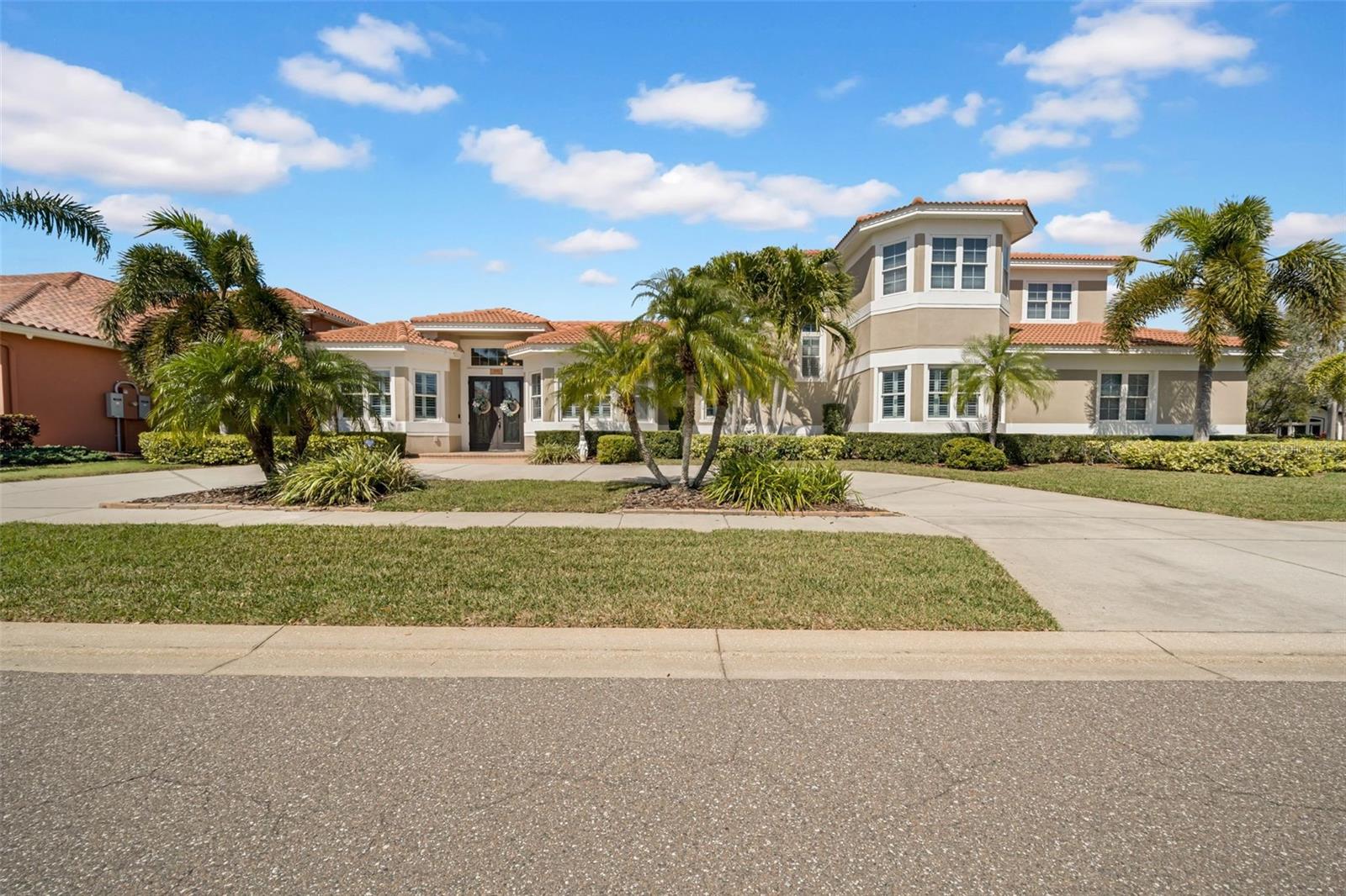 THURSTON GROVES - Residential