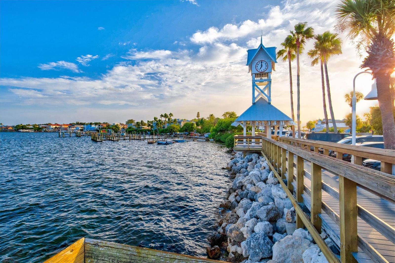 BAYVIEW GROVE - Land