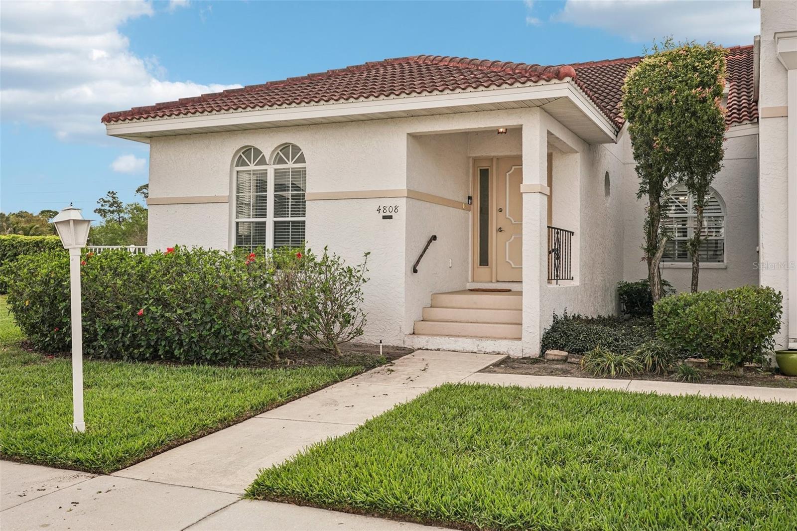 PALM COURT - Residential