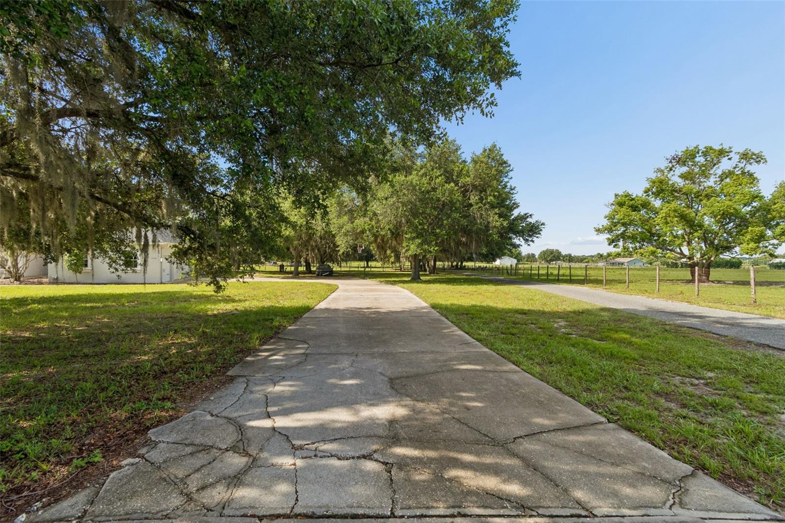 ARROWHEAD - Residential