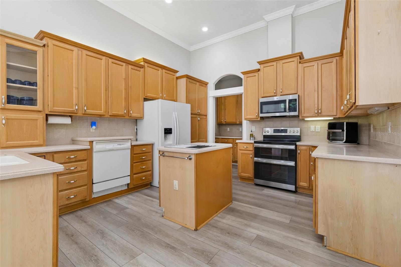 ARROWHEAD - Residential