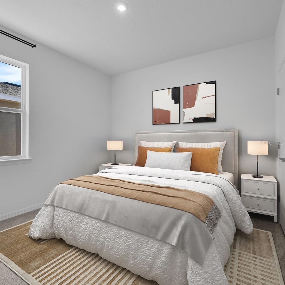 SILVER LAKE POINTE - Residential
