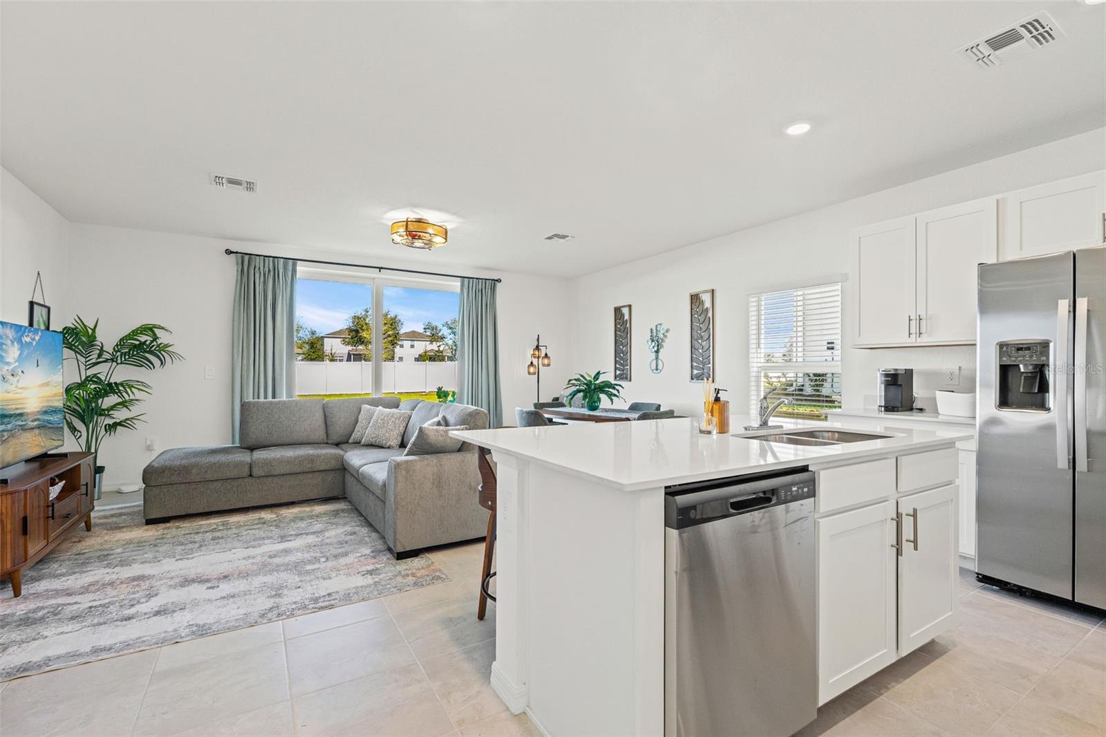 AURORA - Residential Lease