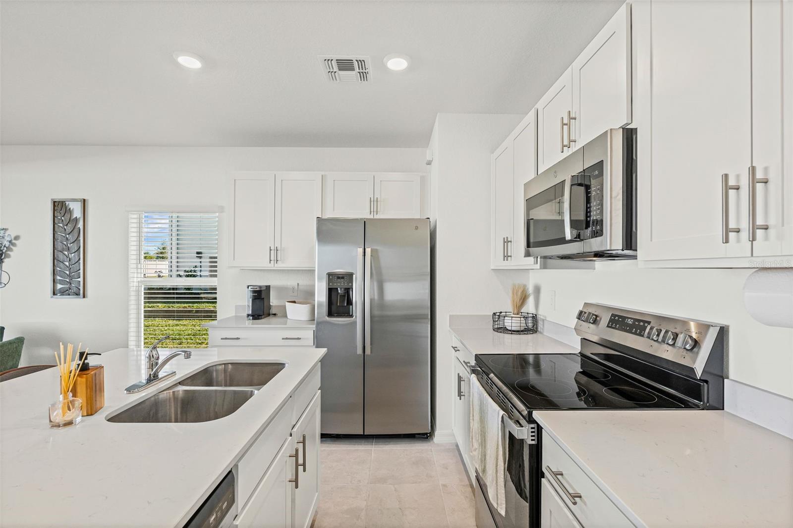 AURORA - Residential Lease