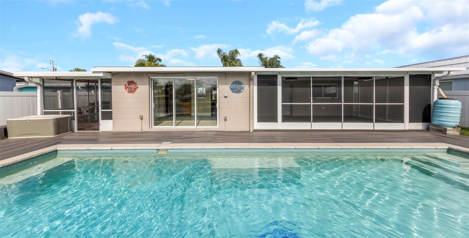 LEISURE BEACH - Residential