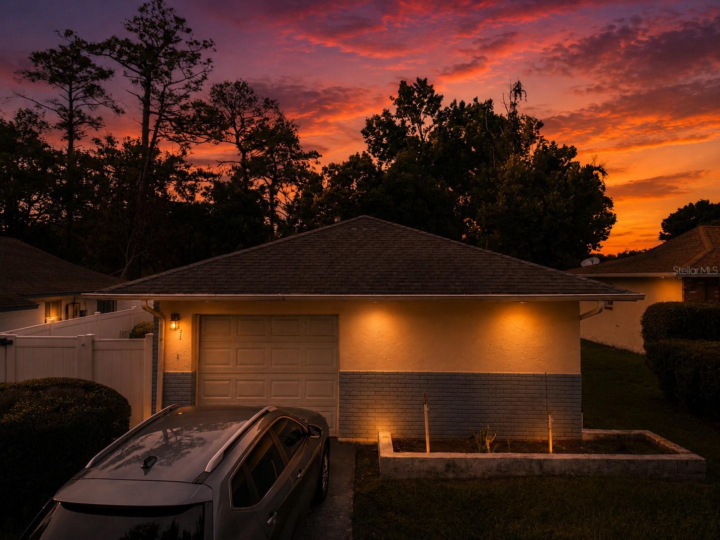 LOCATION! LOCATION! LOCATION! This charming 2 bedroom, 1 and 1/2 bathroom home with TILE throughout the home is perfectly situated ON A CUL DE SAC in the heart of ORLANDO, Florida. There are TWO MASTER BEDROOMS with Double Closet Space (and Jack & Jill private Access to the Bathroom). The spacious living area provides ample space for relaxing with loved ones or entertaining guests. Step outside and enjoy the outdoors with an open FENCED SPACE, perfect for grilling and enjoying Florida's climate. The fenced-in backyard offers additional space for privacy or entertaining. AC replaced 2017 This home will make a perfect PRIMARY HOME or SOLID INVESTMENT PROPERTY or BOTH! No matter what you are looking for, you will see that this property is surrounded by so much! It is conveniently located near LAKE ORLANDO, and all the best shopping, dining, and entertainment.