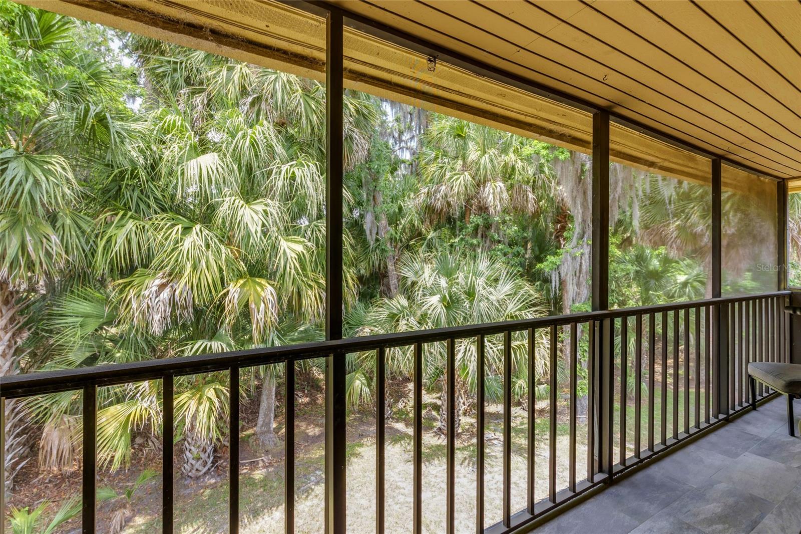 LAKESIDE CONDO APTS - Residential