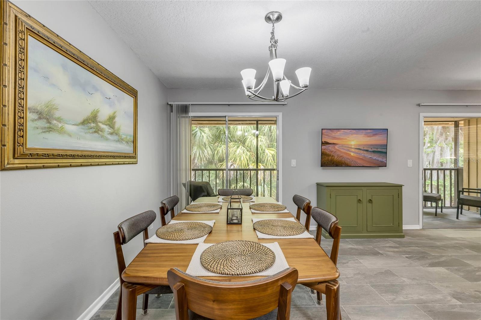 LAKESIDE CONDO APTS - Residential