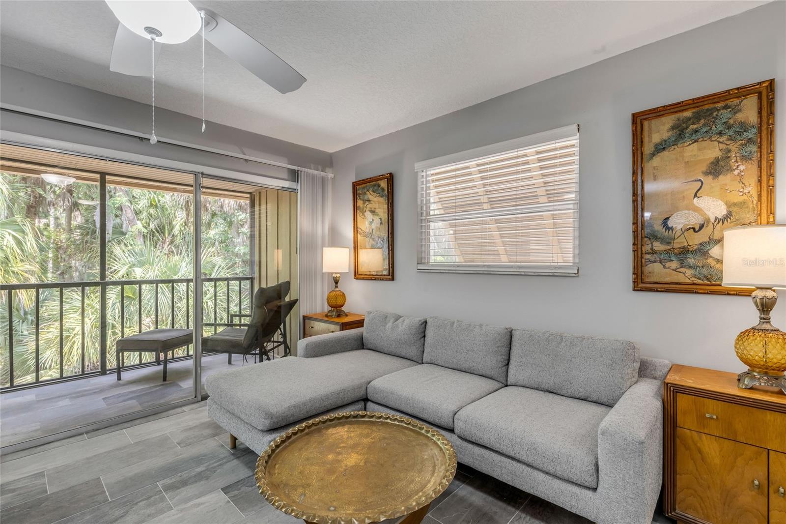 LAKESIDE CONDO APTS - Residential