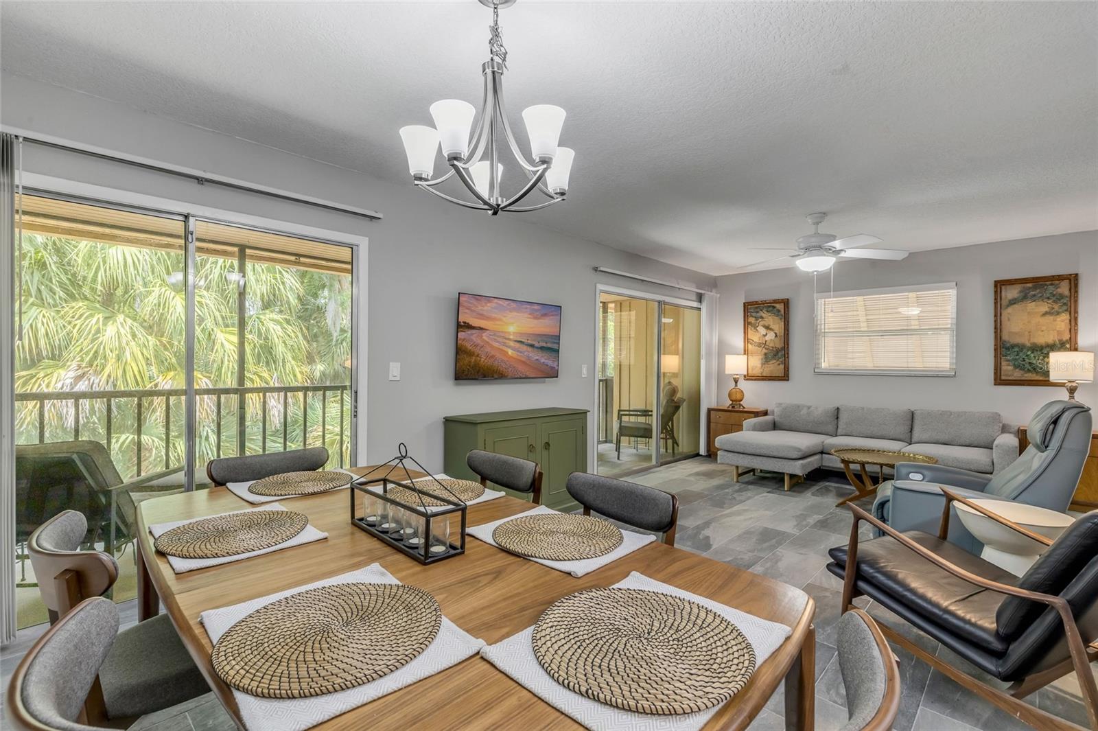 LAKESIDE CONDO APTS - Residential