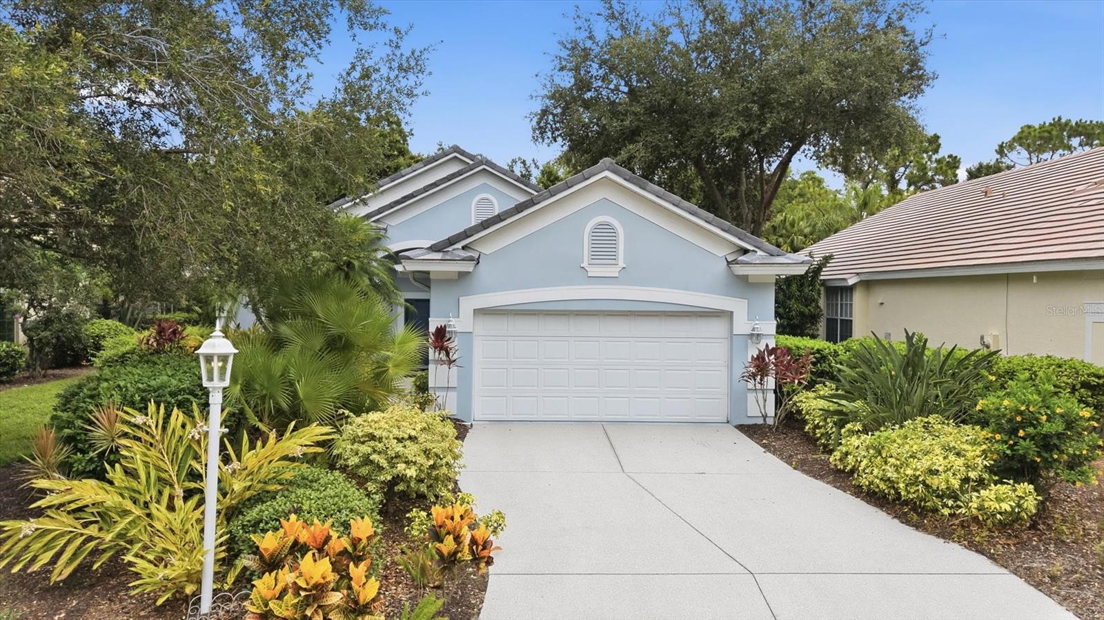 UNIVERSITY PARK COUNTRY CLUB - Residential