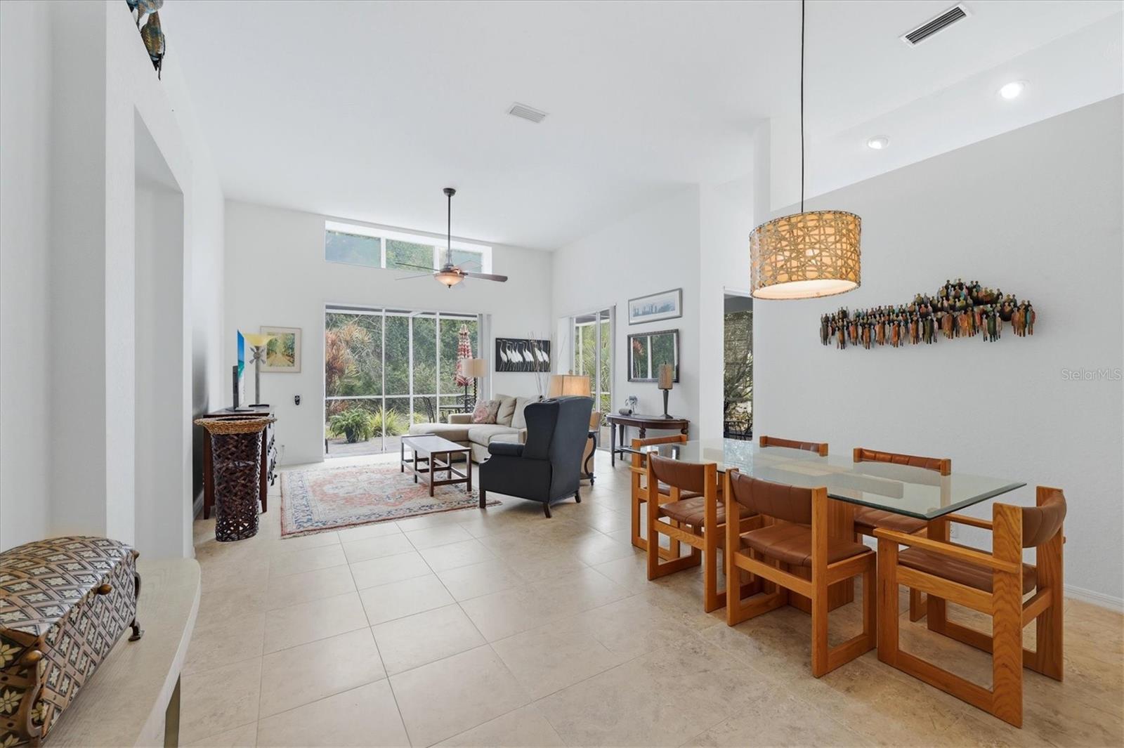 UNIVERSITY PARK COUNTRY CLUB - Residential