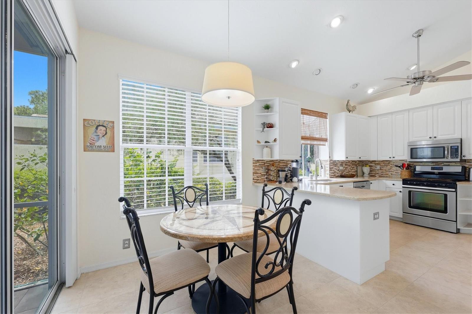 UNIVERSITY PARK COUNTRY CLUB - Residential