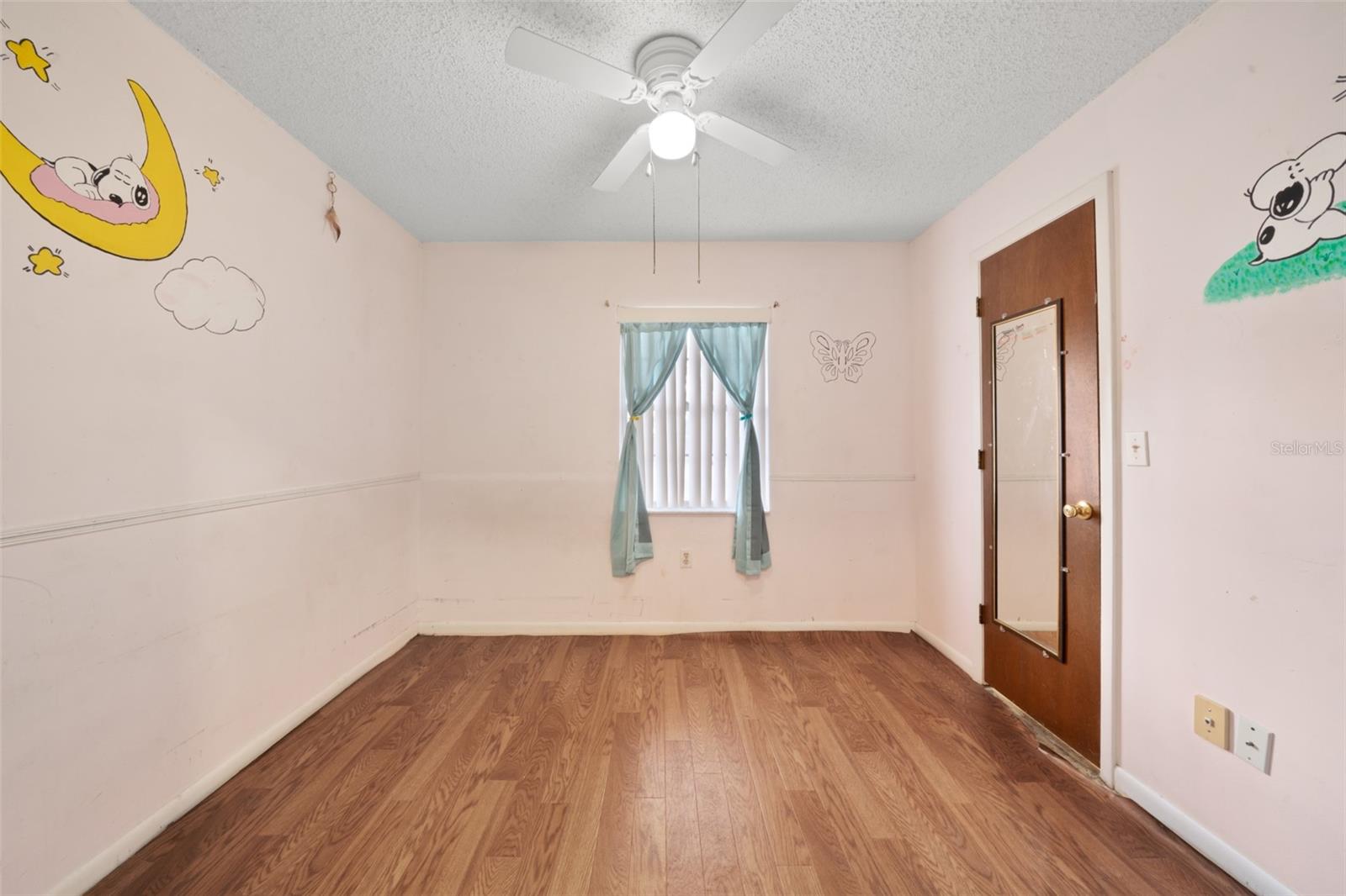 AVON PARK LAKES - Residential