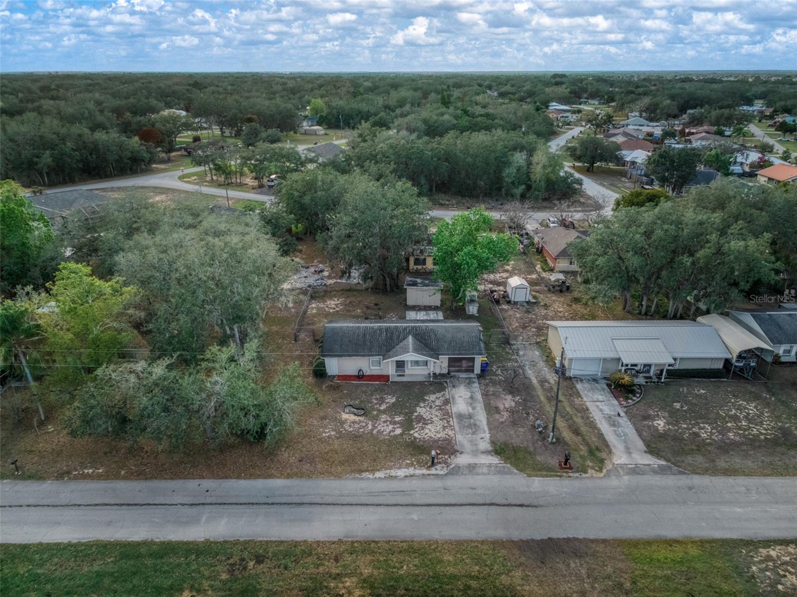 AVON PARK LAKES - Residential
