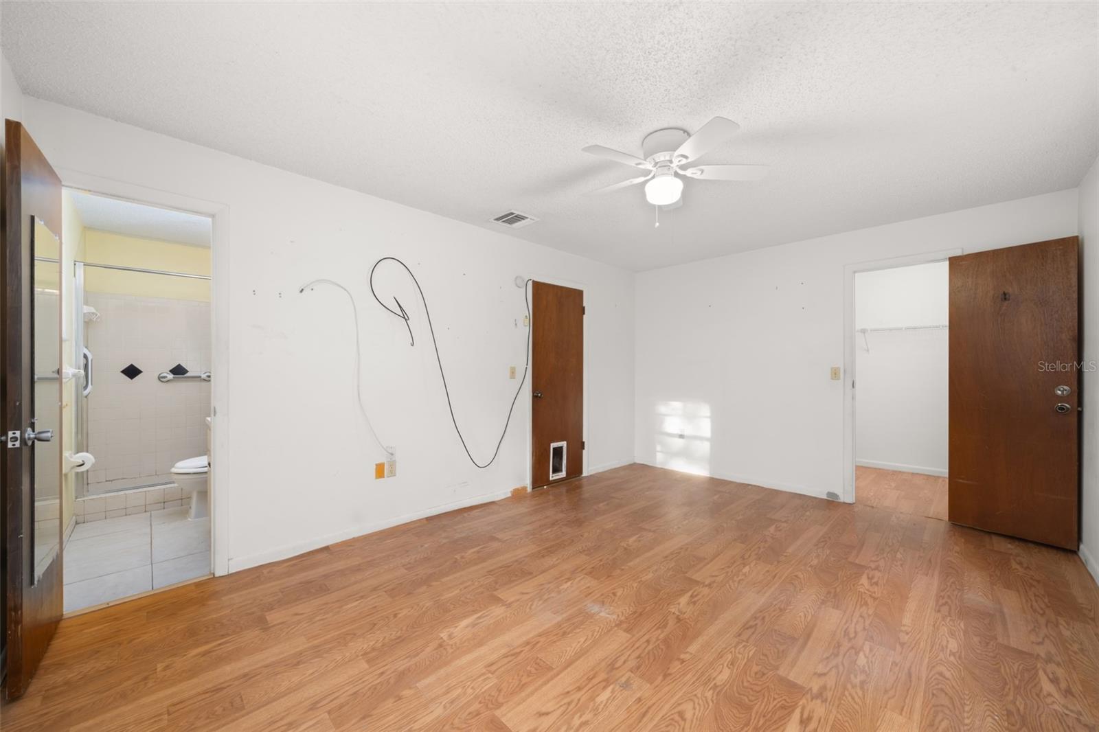 AVON PARK LAKES - Residential