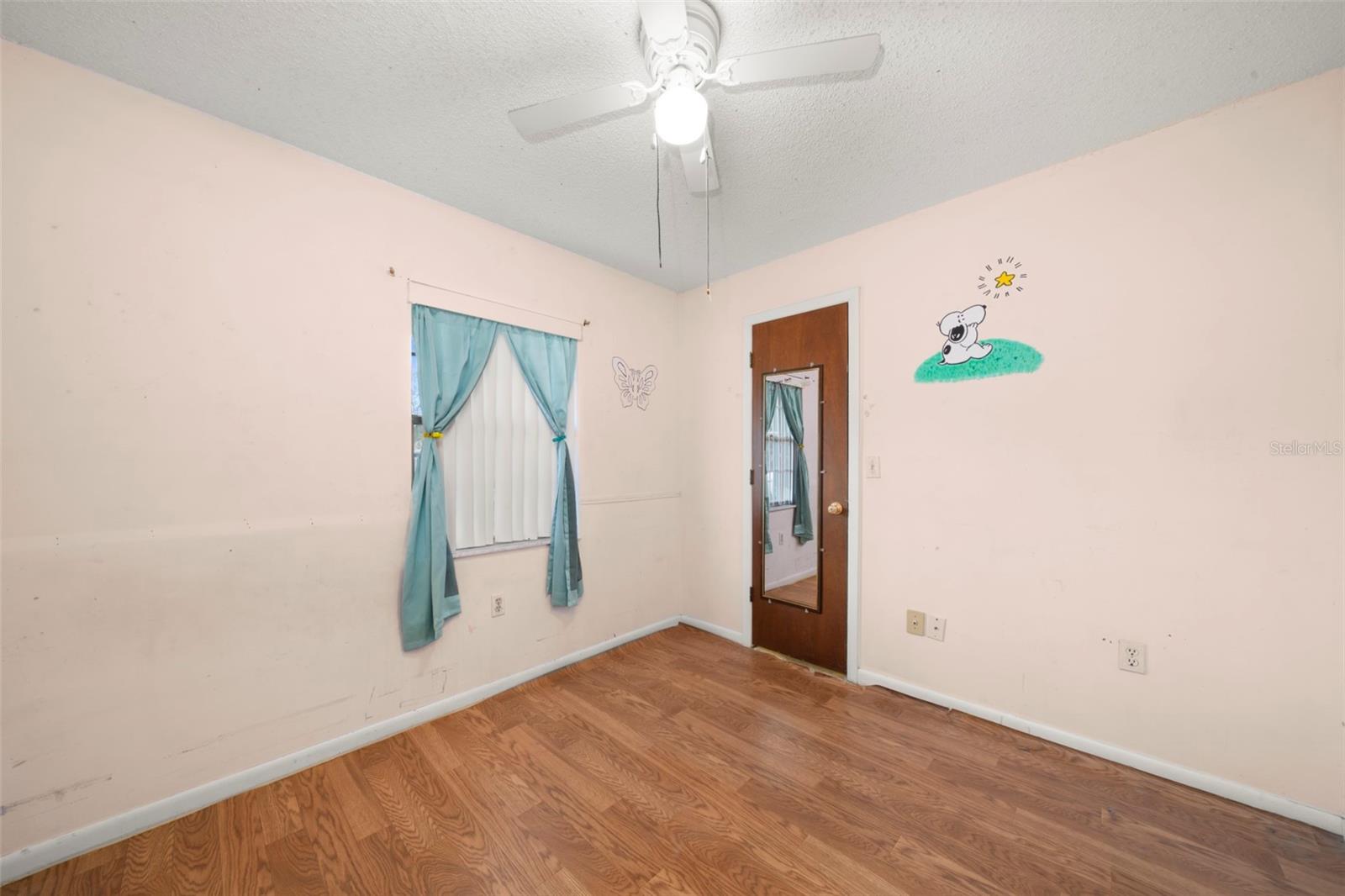AVON PARK LAKES - Residential