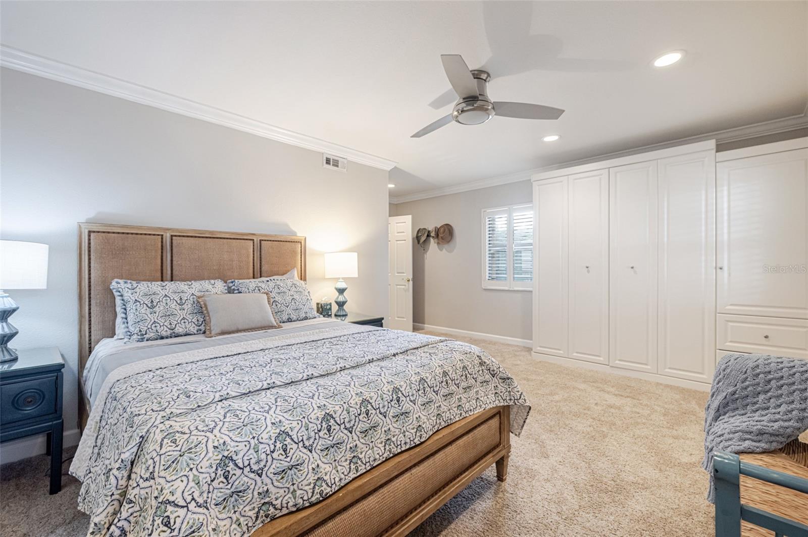 MARINA SOUTH SHORE CONDO - Residential