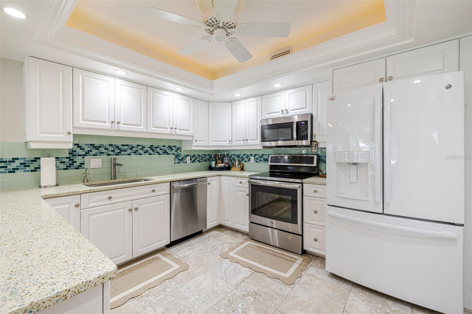 MARINA SOUTH SHORE CONDO - Residential