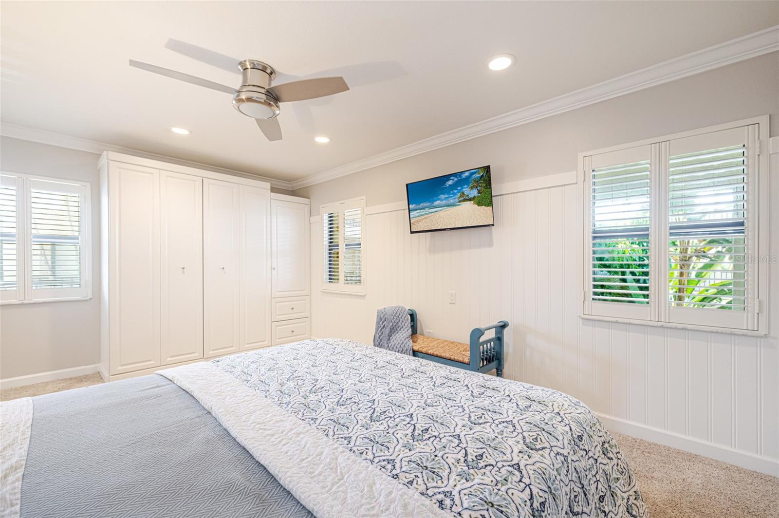 MARINA SOUTH SHORE CONDO - Residential