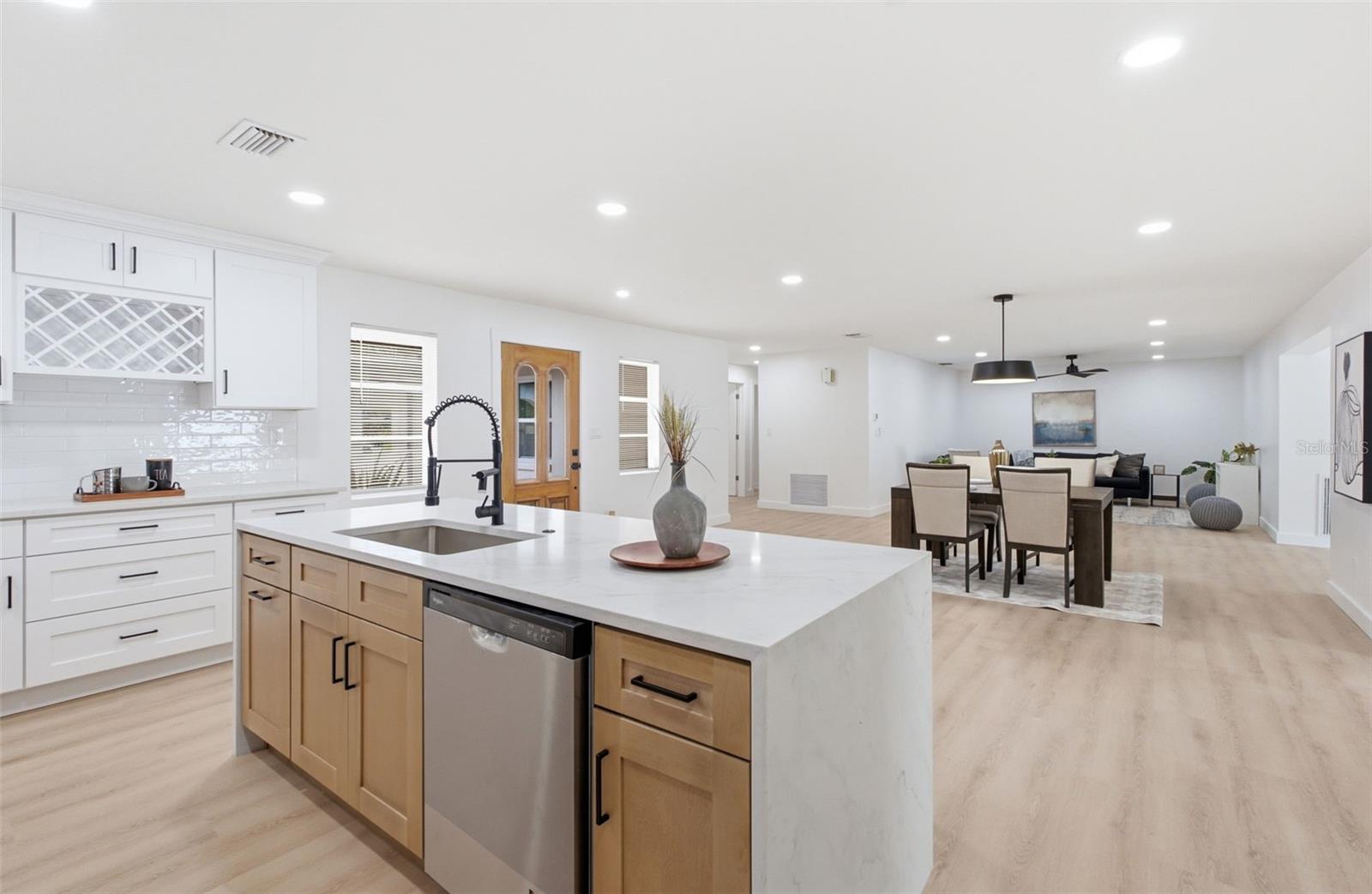 PLEASANT DALE - Residential