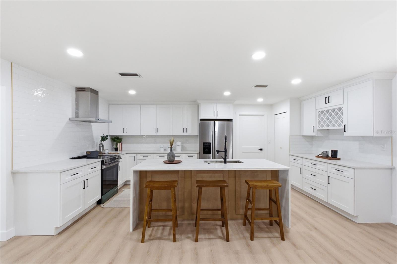 PLEASANT DALE - Residential