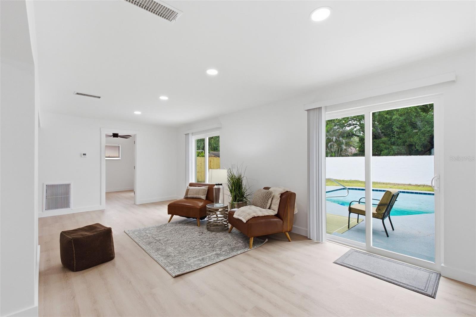 PLEASANT DALE - Residential