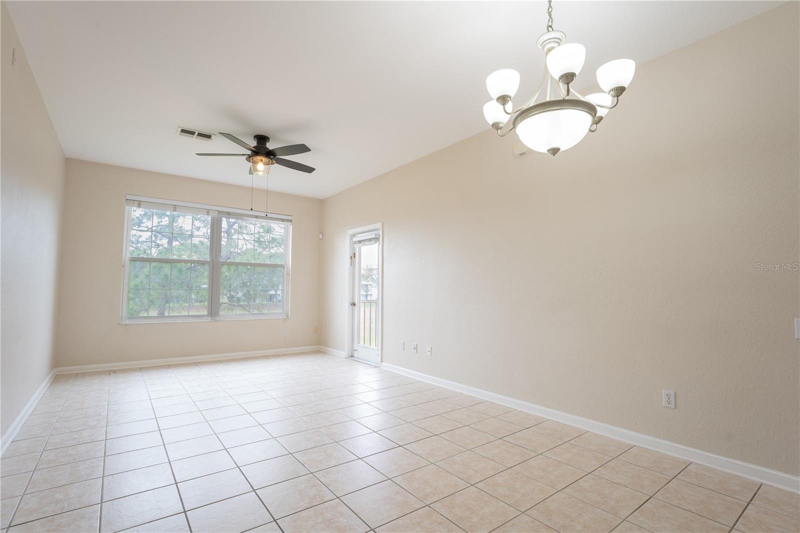 GOLFVIEW AT HUNTERS CREEK PH 01 - Residential