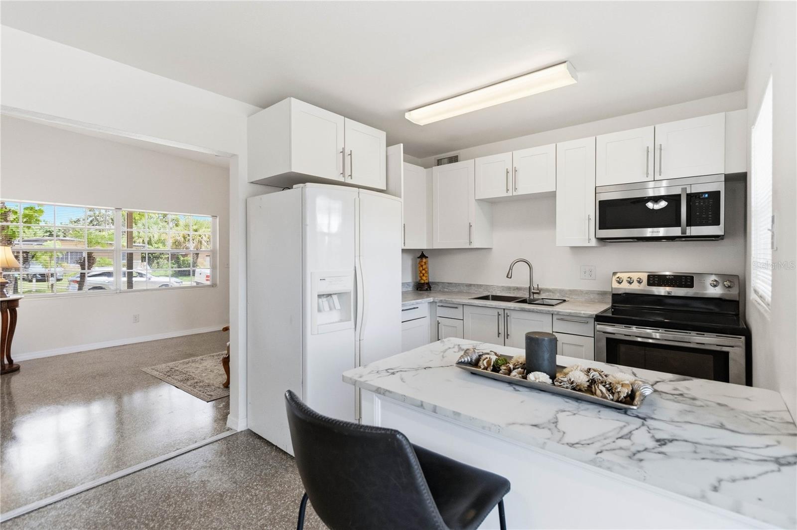 CRESCENT HEIGHTS - Residential