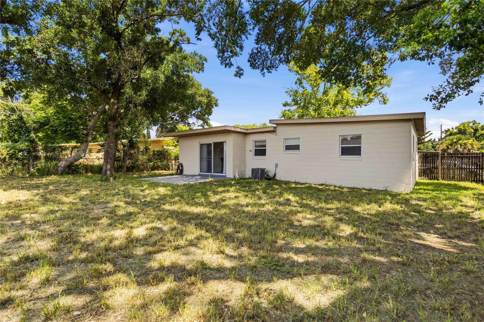 CRESCENT HEIGHTS - Residential
