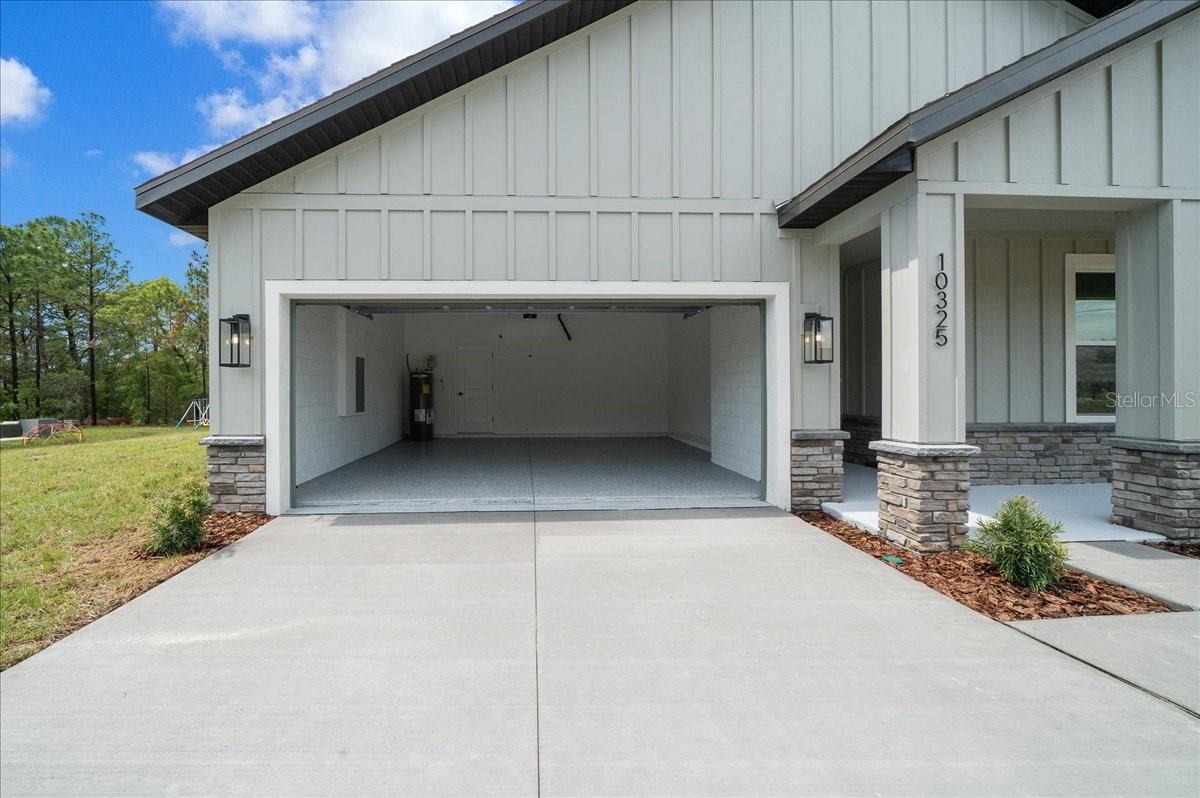 ROYAL HIGHLANDS - Residential